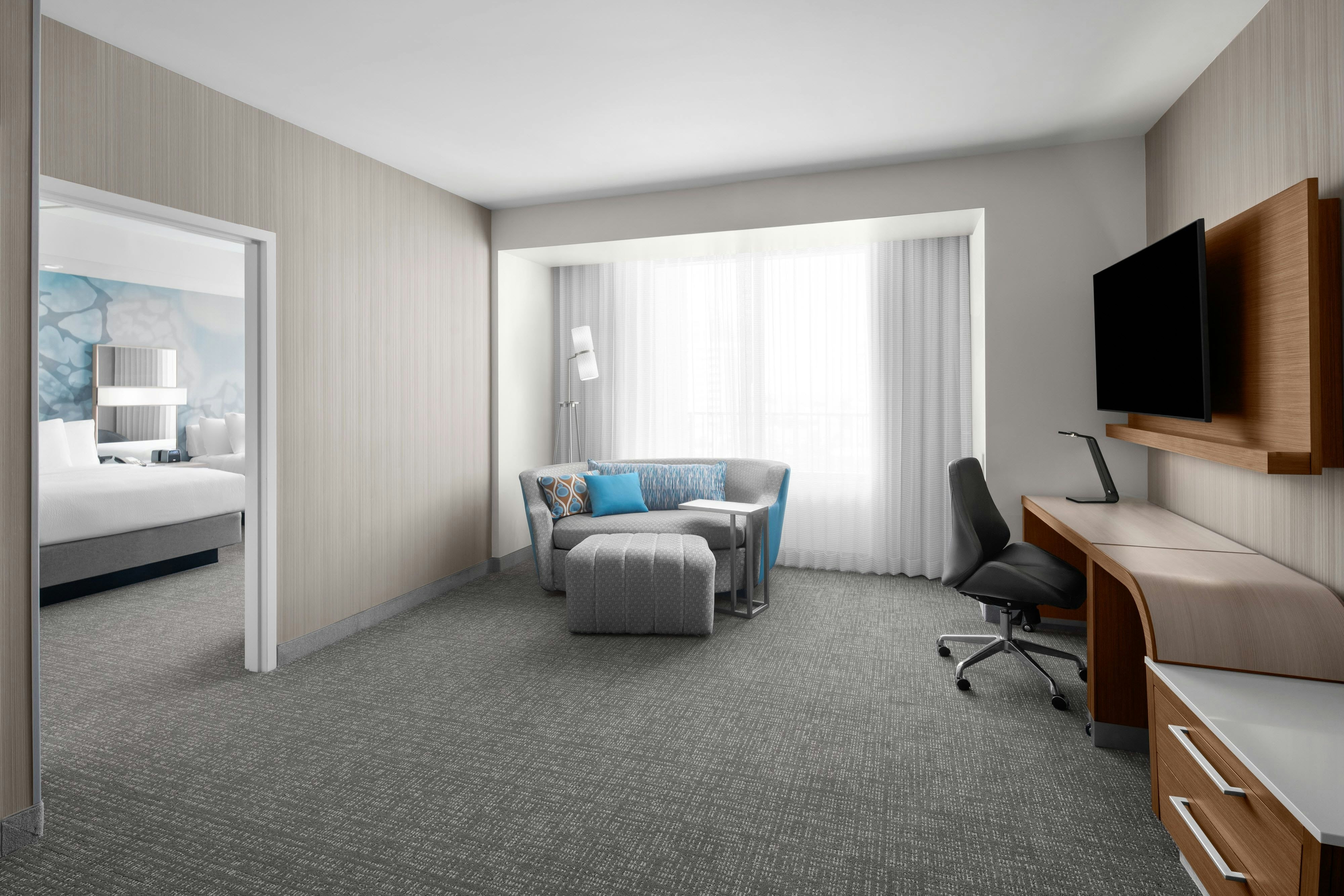 Courtyard by Marriott Clearwater Beach 11/14