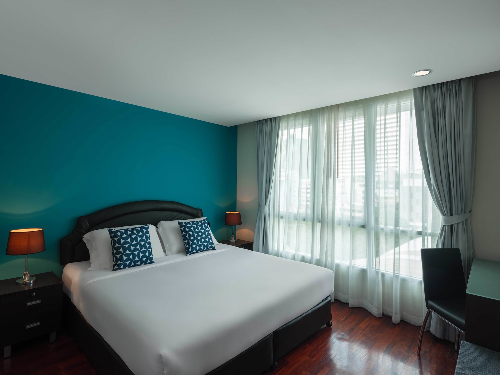 2 BEDROOMS, STANDARD, DOUBLE BED