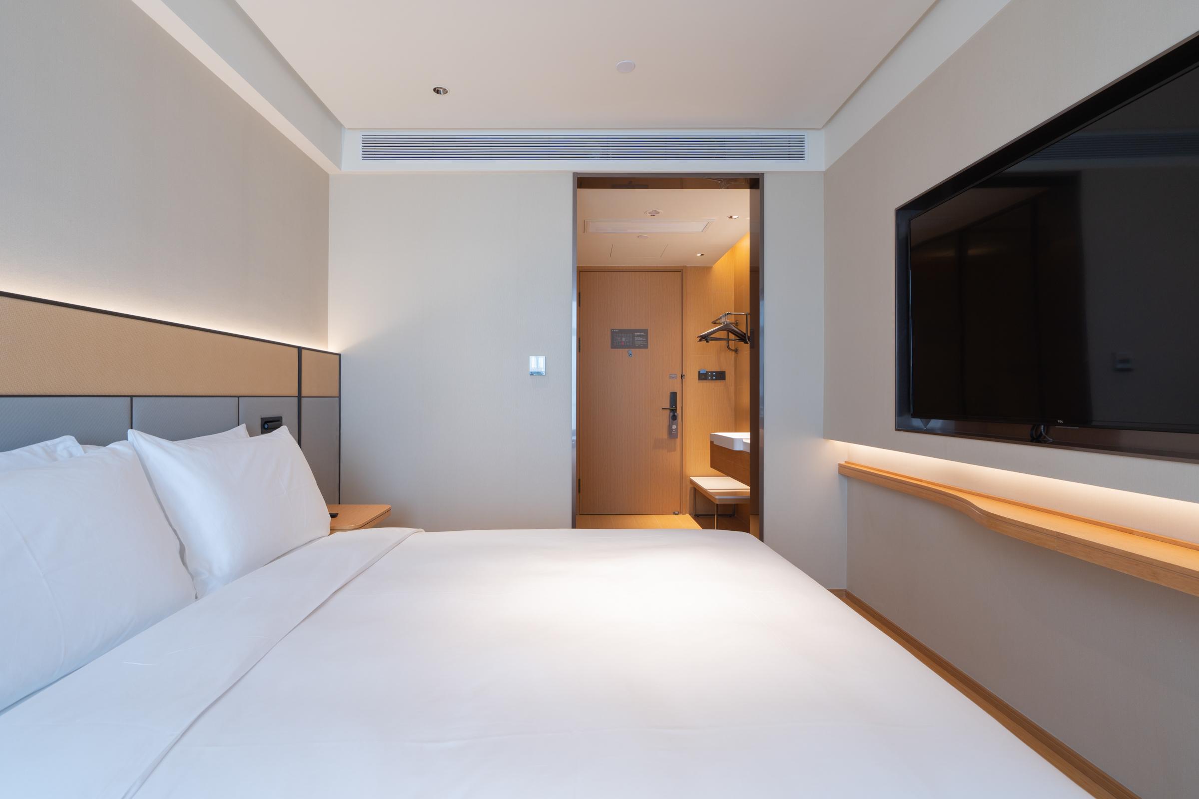 DOUBLE ROOM H