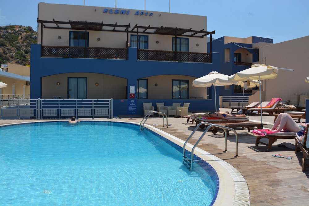 Eleni Beach 9/49