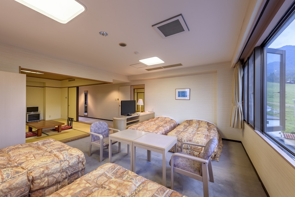 Hotel Tagawa 14/65
