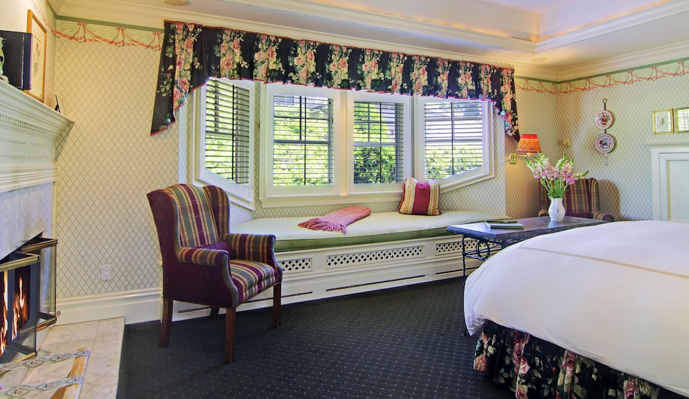 Inn at Depot Hill 35/76