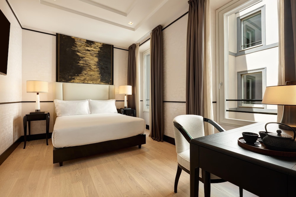 Classic, Queen Bed