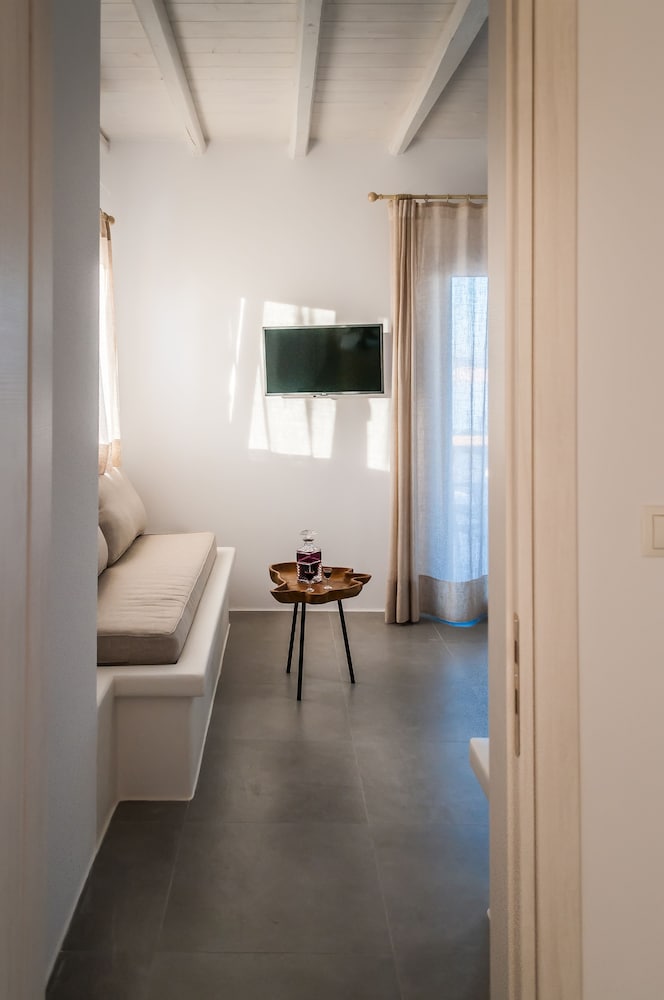 Vilos Suites 34/50