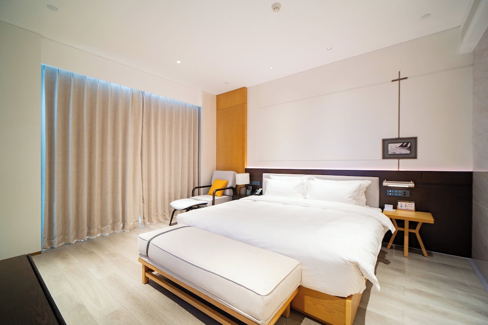 1 Bedroom, Suite, Single Bed, Bay View