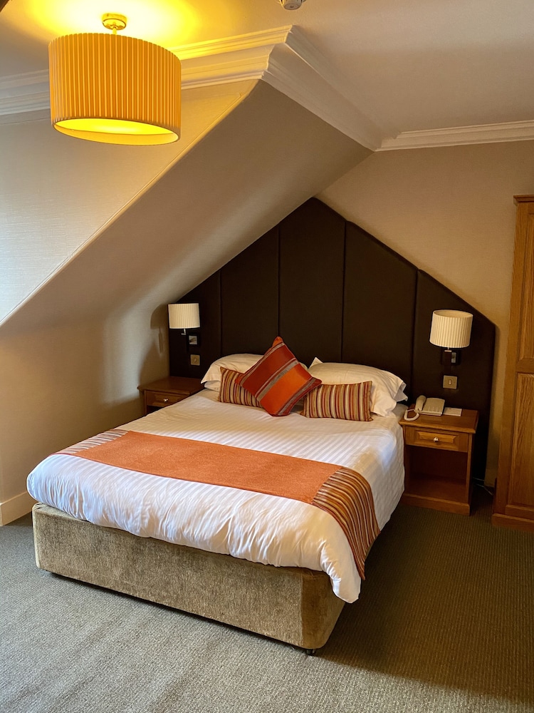 The Dutch Mill Hotel 7/50