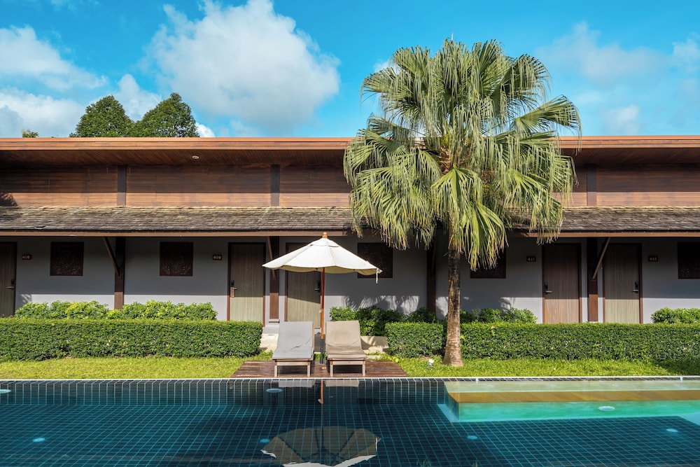 Malabar Pool Villa Phuket 44/47