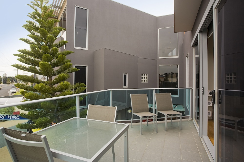 7 Bell Street Apartments 26/50