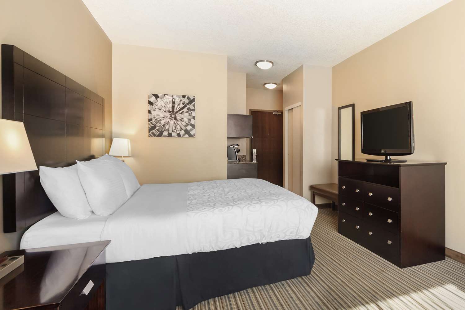 Best Western Plus Peace River Hotel and Suites 18/46