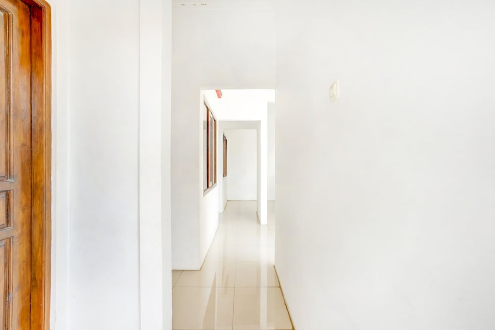Hotel O near UNISLA formerly Homestay Bougenville 30/44