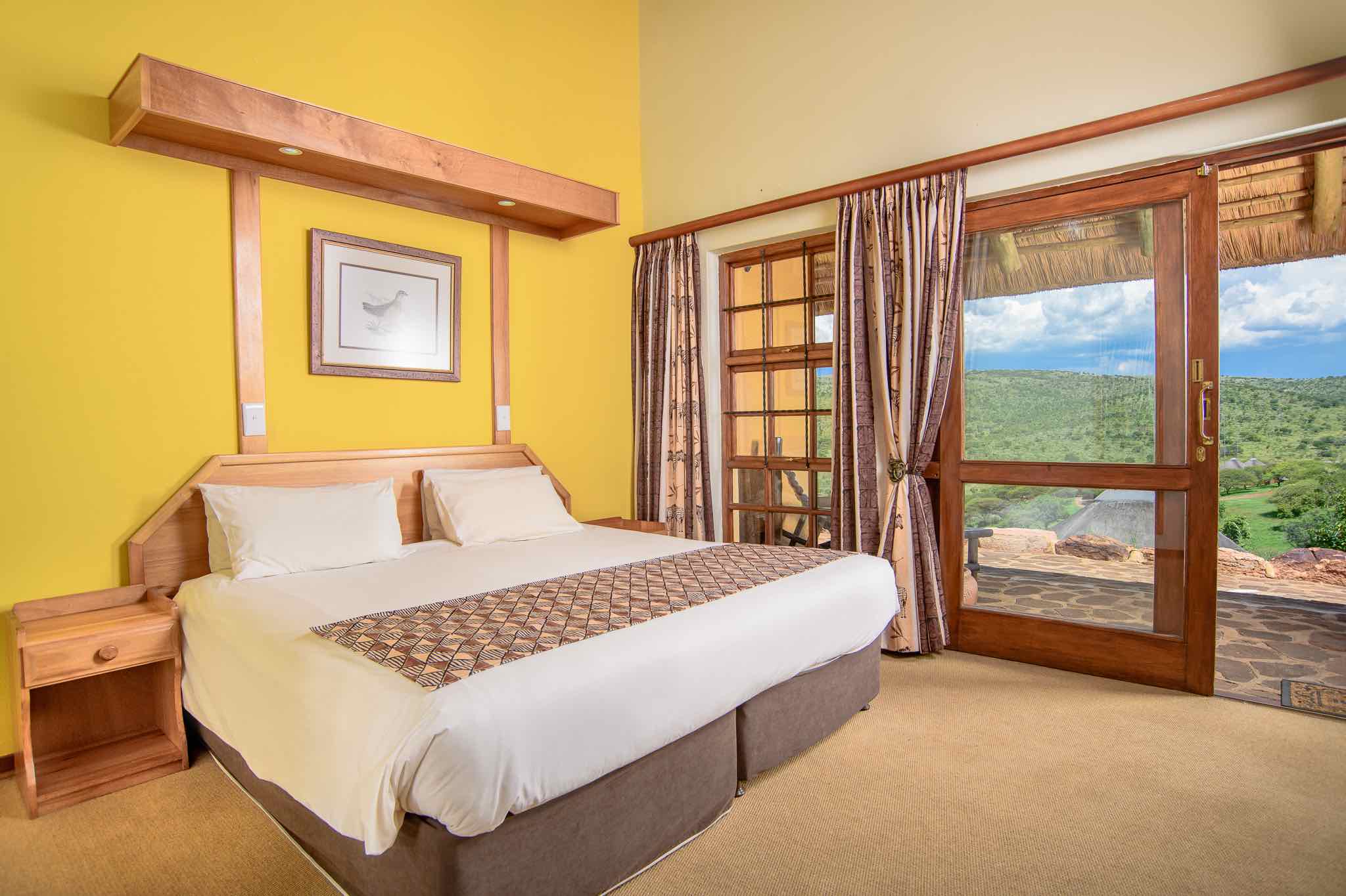 Connecting, Double Bed