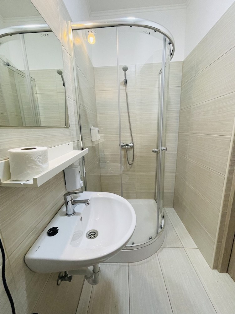 Easy Star Hotel 42/51