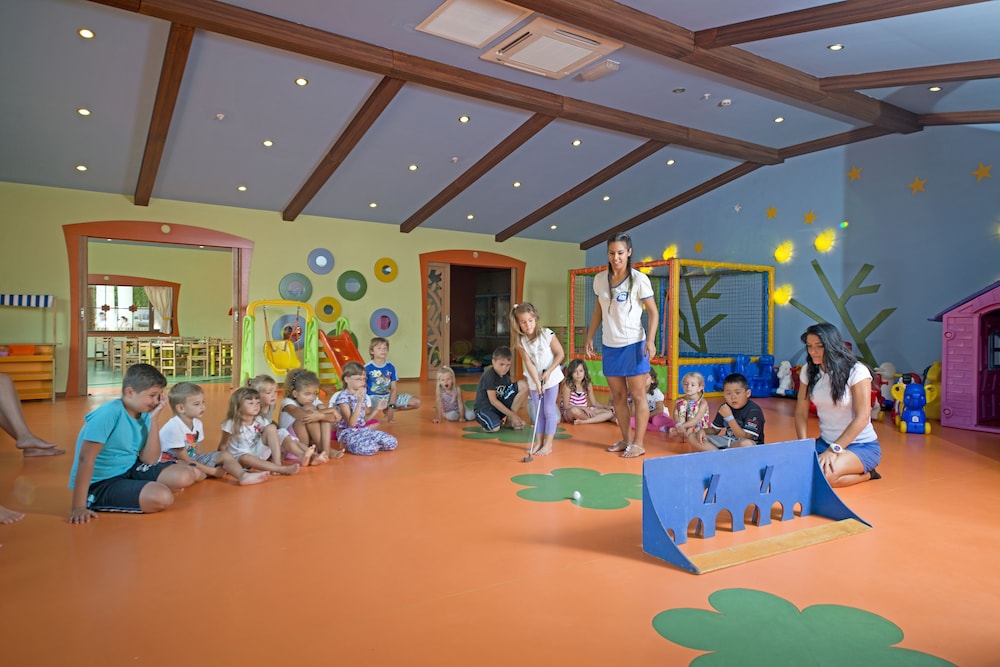 Limak Limra Hotel & Resort 73/79
