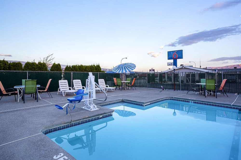 Motel6 Wenatchee, WA 25/36