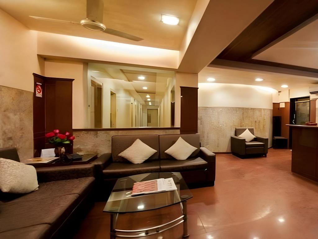 Rajhans Hotel - Mumbai 17/19