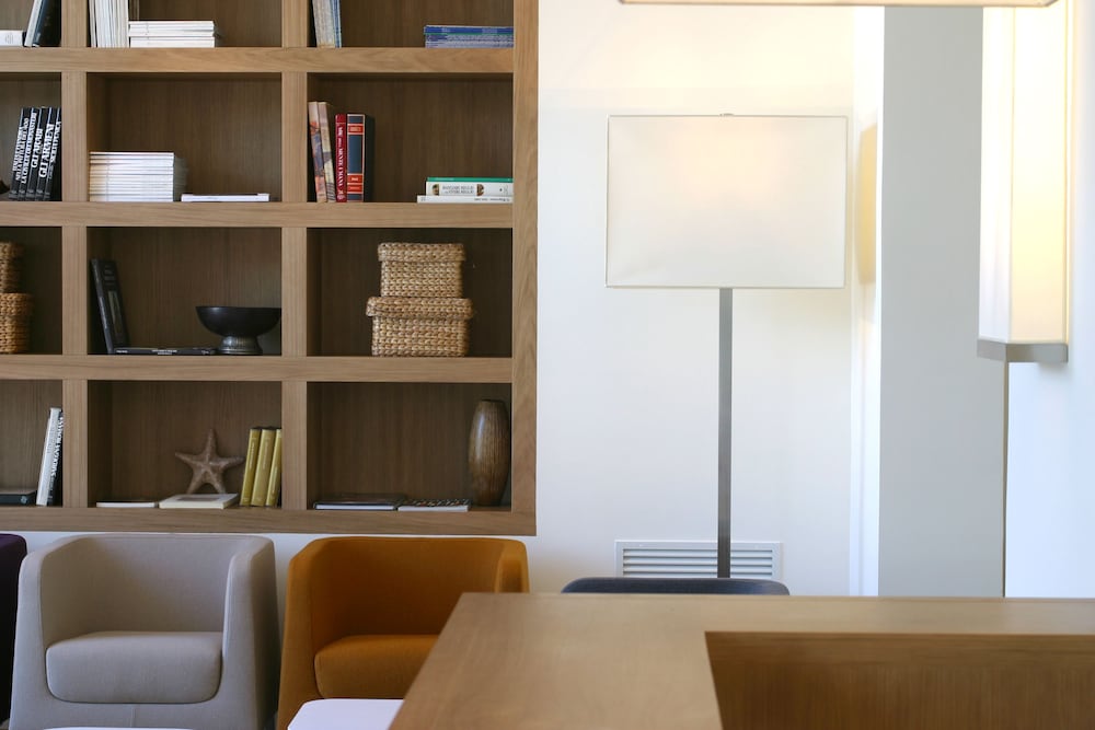 Rota Suites 48/58