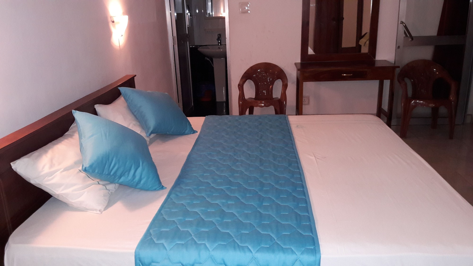 ECONOMY, DOUBLE BED