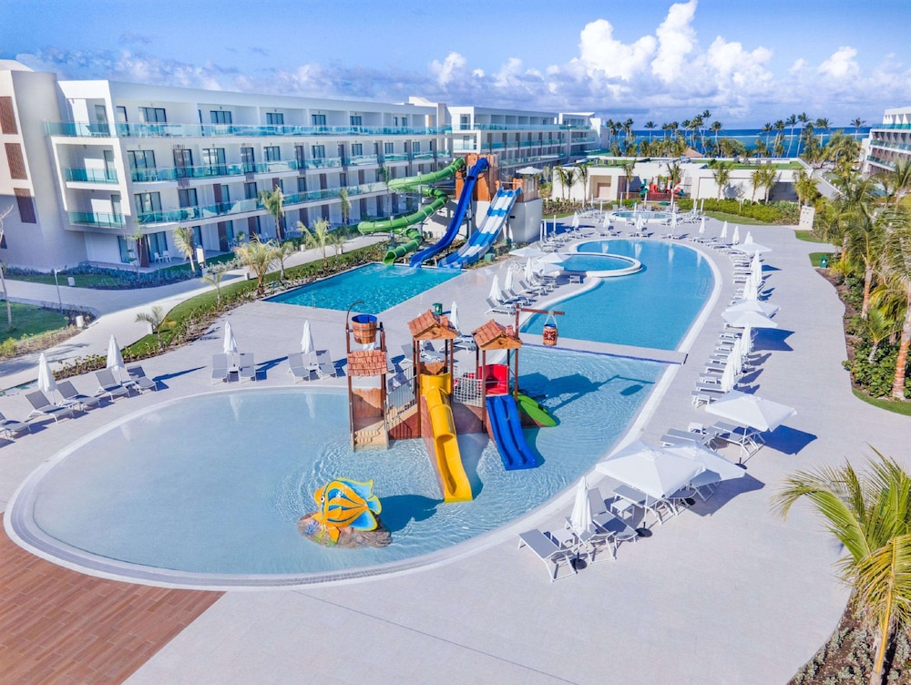 Serenade Punta Cana Beach & Spa Resort 42/50
