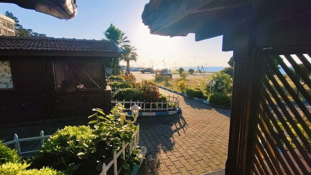 Gardenya Otel 32/36
