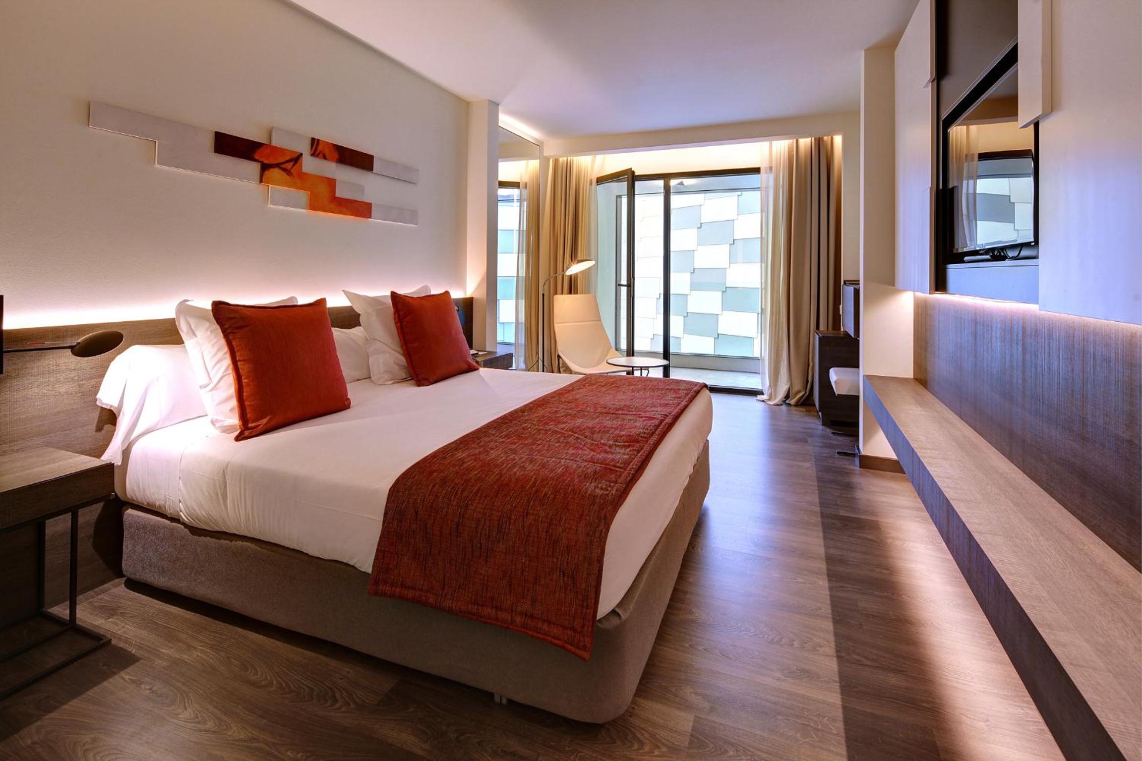 Design, Double or Twin Bed