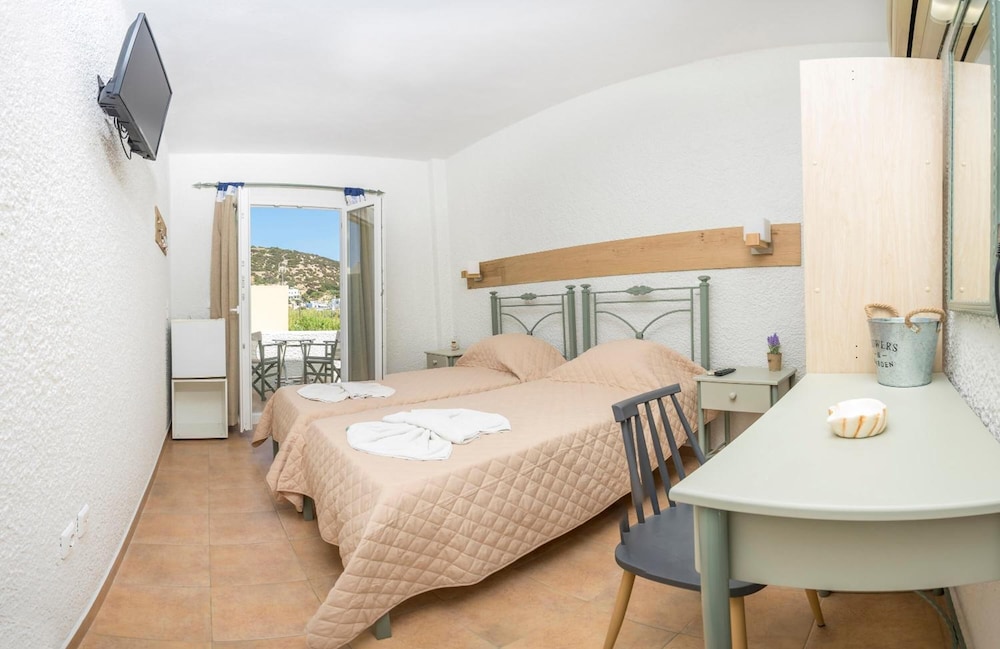SYROS INN 17/29
