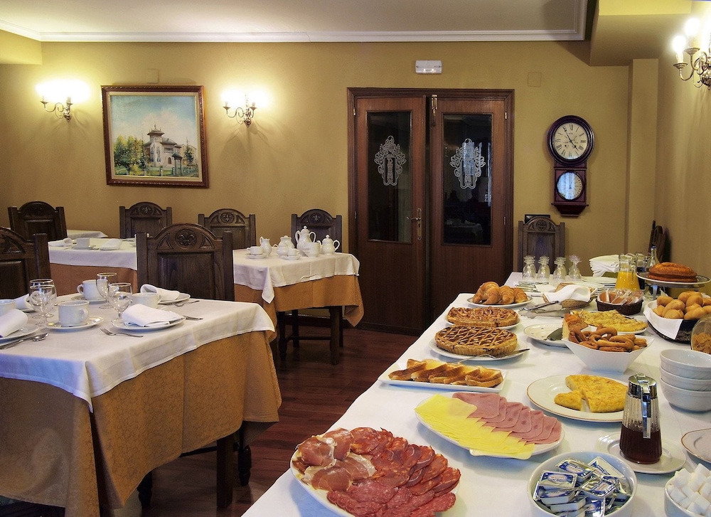 Arias Hotel 19/38