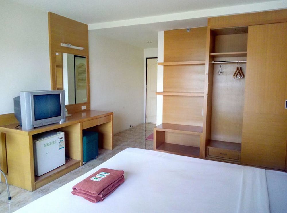 Pearl Place Hotel 18/48