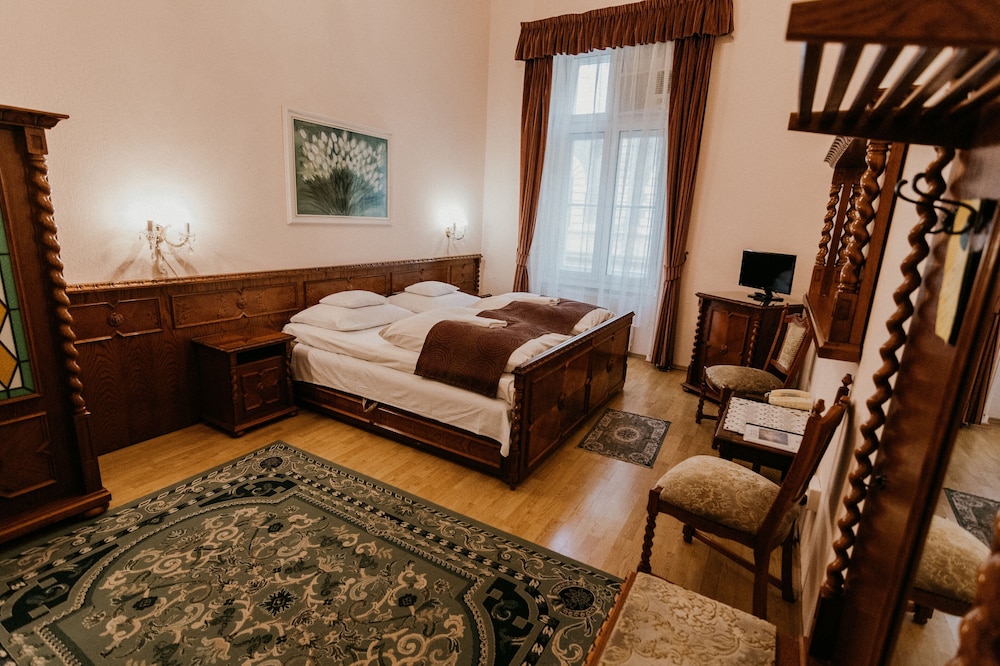 Tisza Hotel 15/50