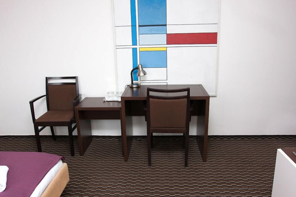 Rottal Hotel 30/39