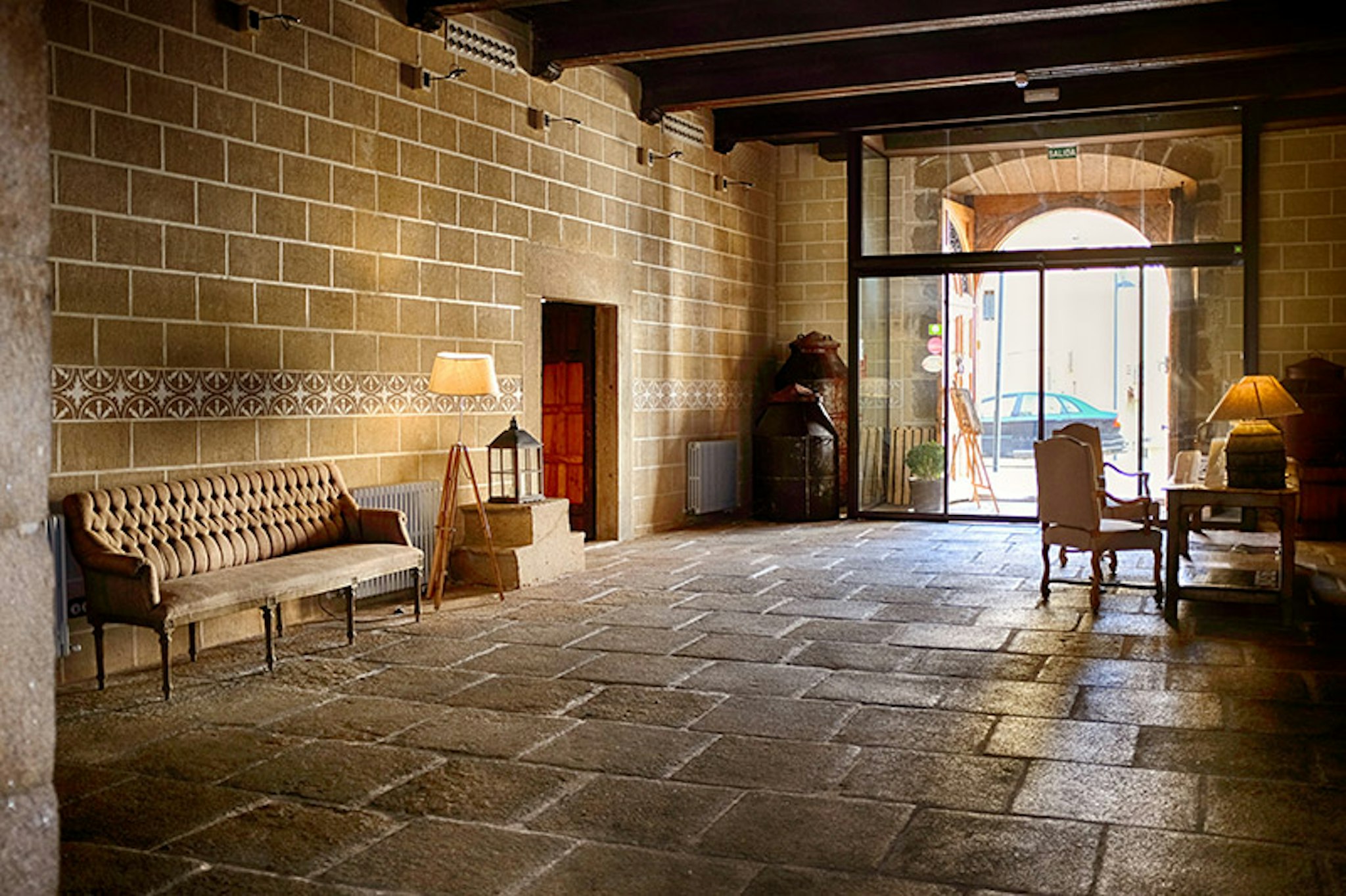 Rusticae Palacio Carvajal Giron 37/63