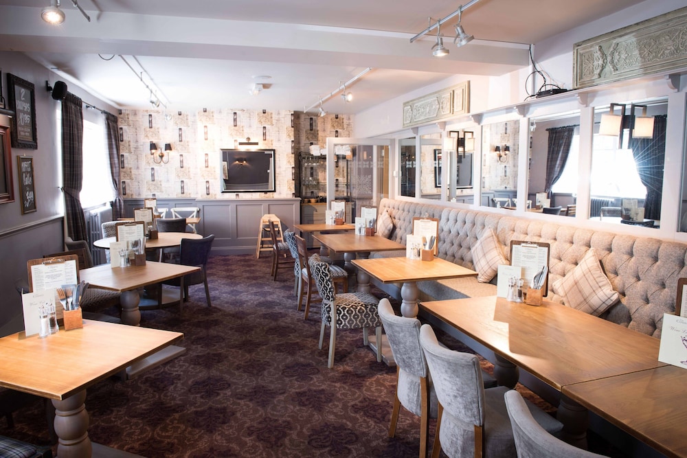 The County Hotel 30/50