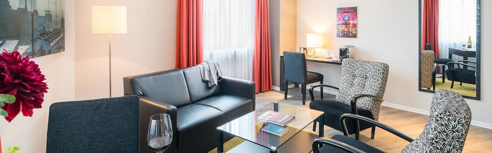 Steigenberger Hotel Bielefelder Hof 44/67
