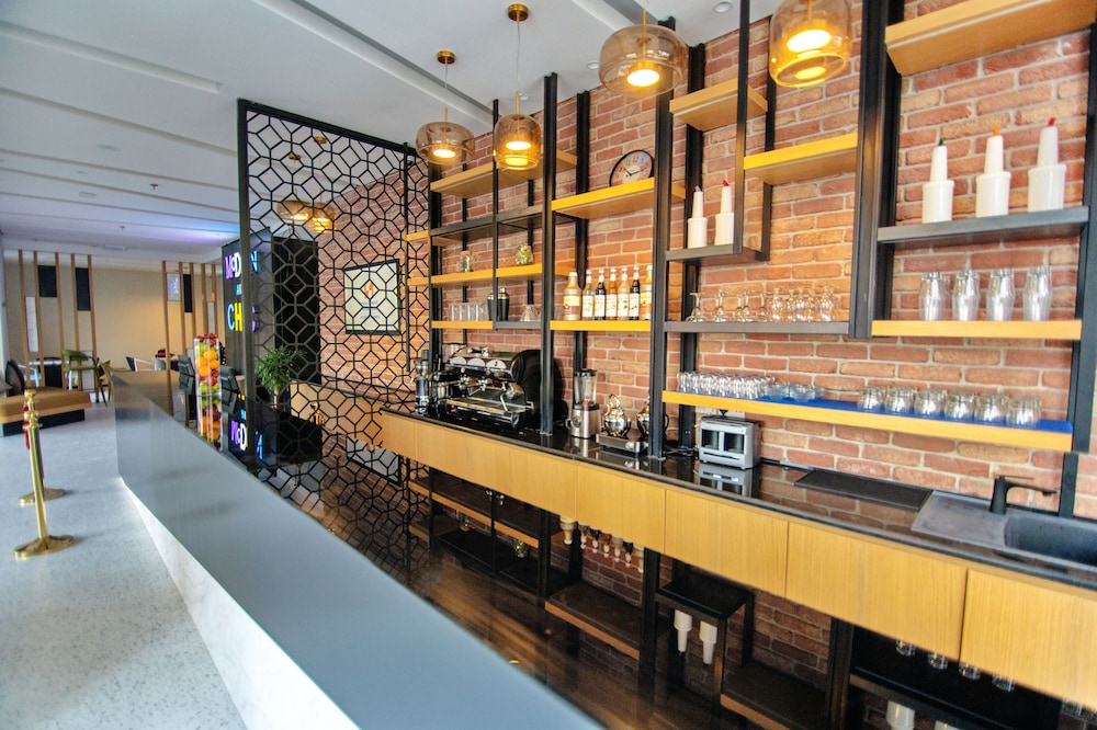 Lobby at Swiss-Belinn Sharq Kuwait, KUWAIT