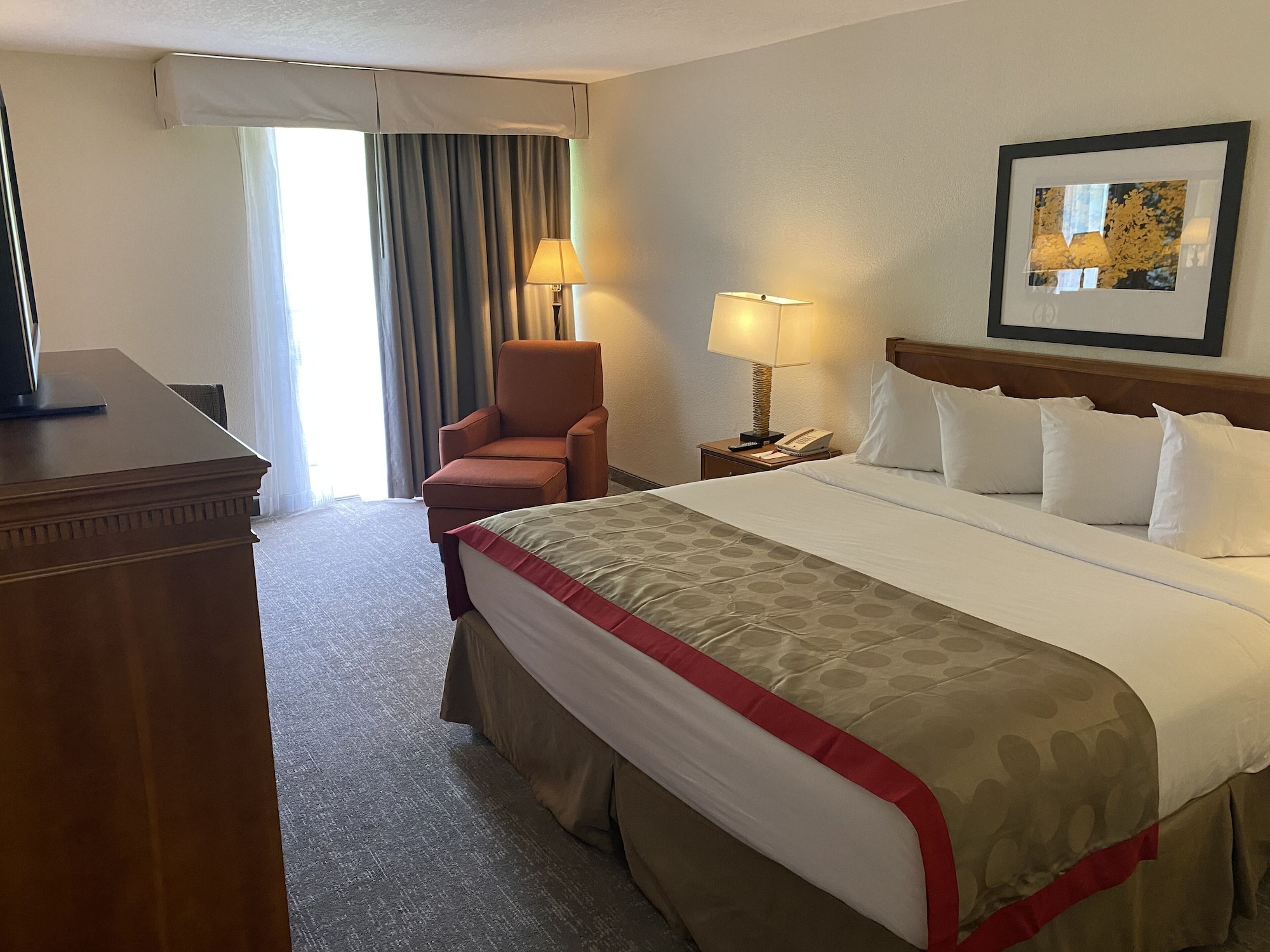 Room, King Bed, Sandia Mountain View, Accessible