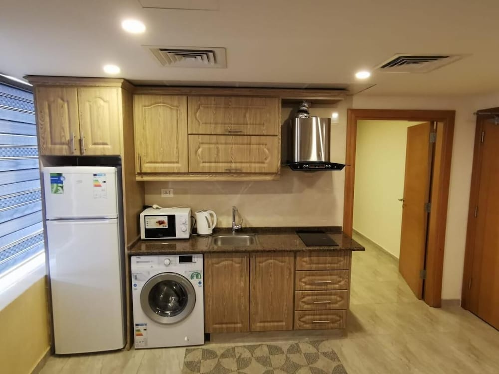 Jewheret Alswefiah Hotel Suites 7/45