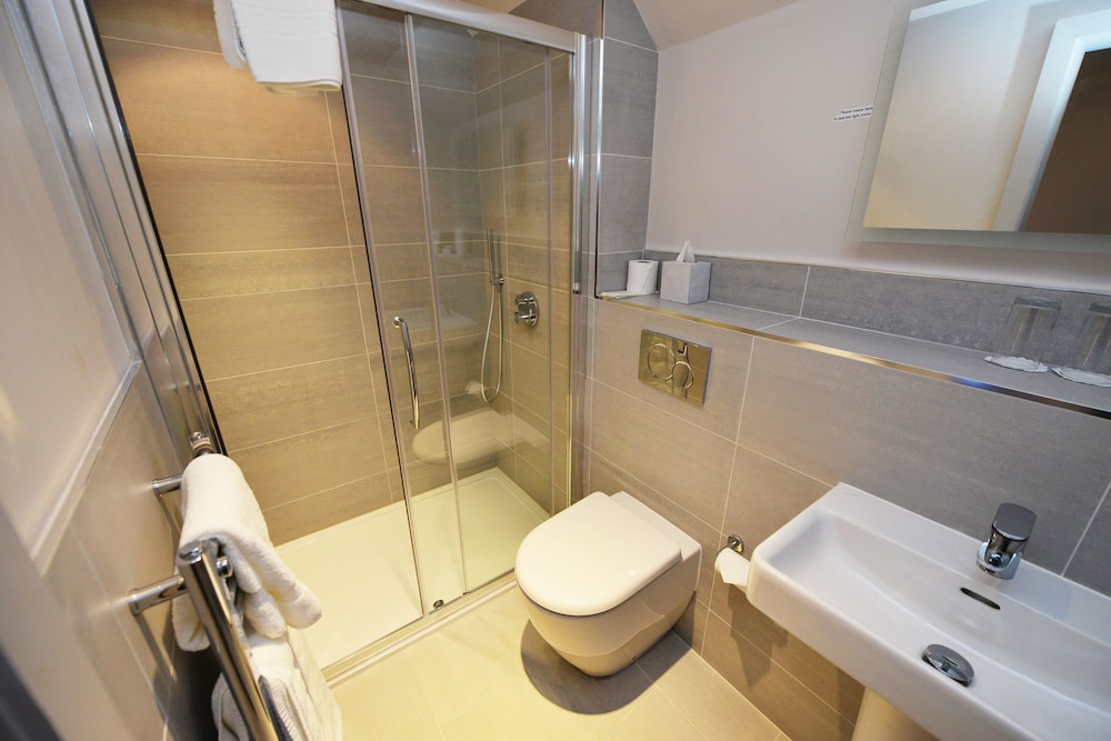 Glynhill Hotel 29/49