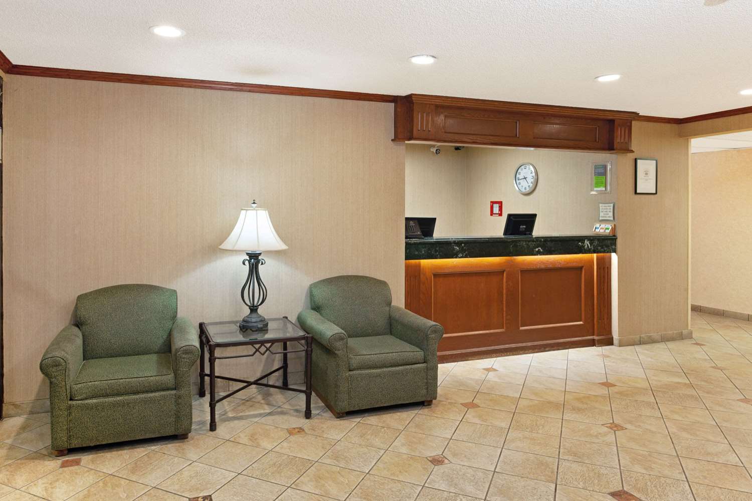 La Quinta Inn Suites By Wyndham Stevens Point 5/24