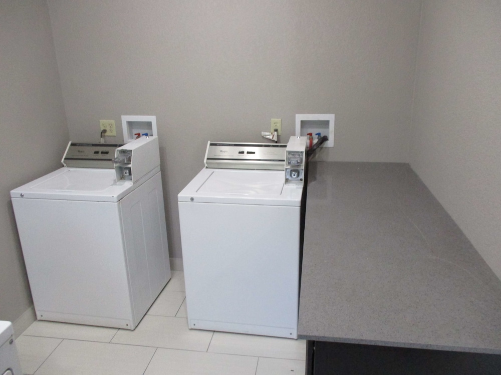 Best Western Atoka Inn And Suites 15/38