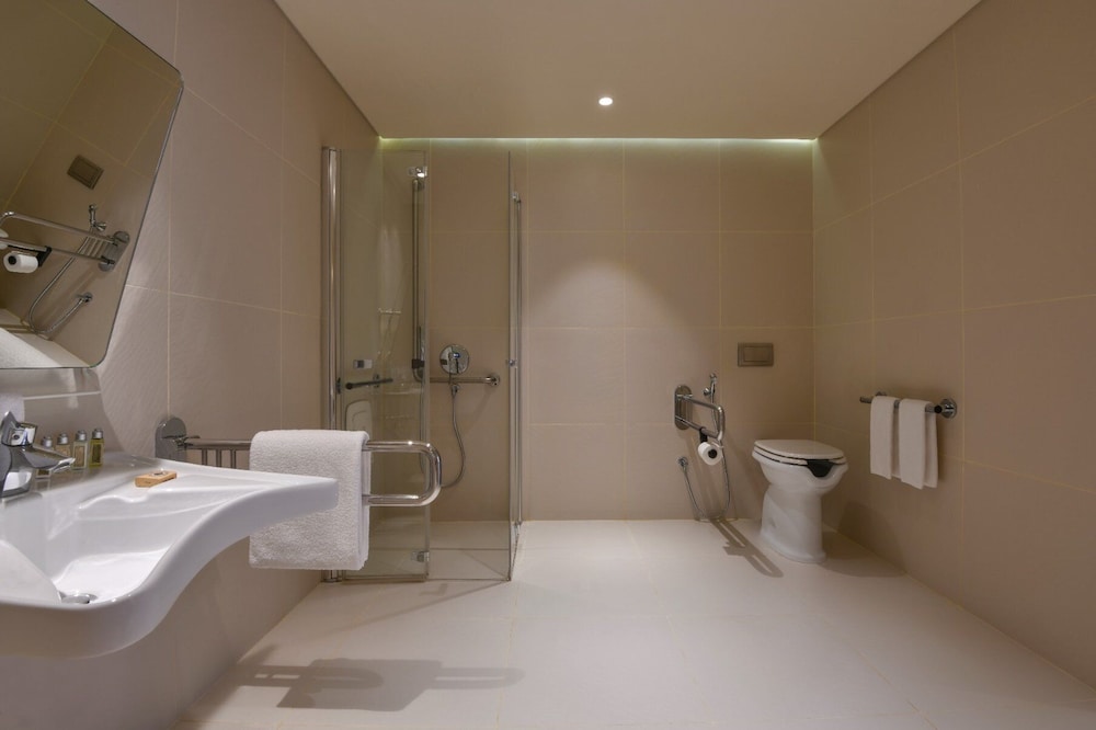 Voco Doha West Bay Suites 20/100