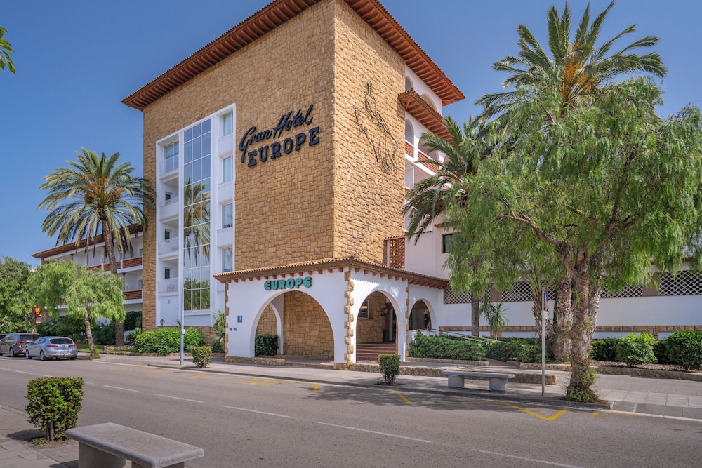 4R Gran Europe Hotel 2/50