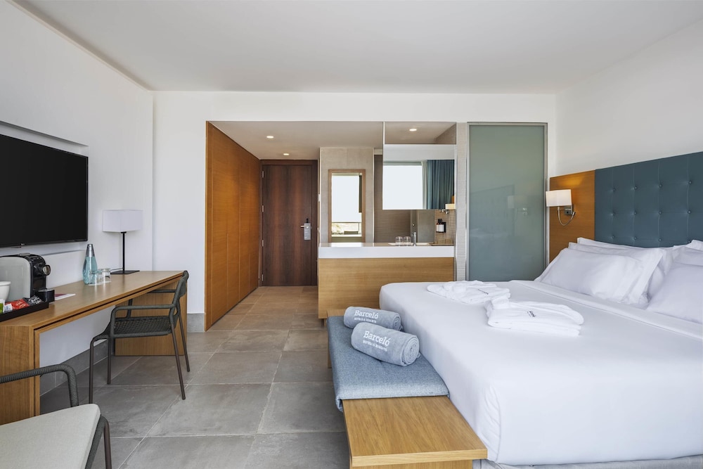 غرفة ديلوكس بسرير كينج، Barcelo Praia Cape Verde 2/10