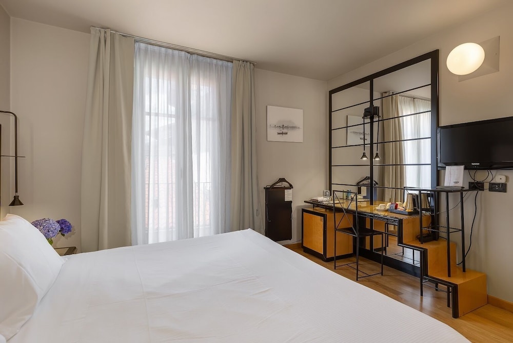 Hotel Ancora 9/68