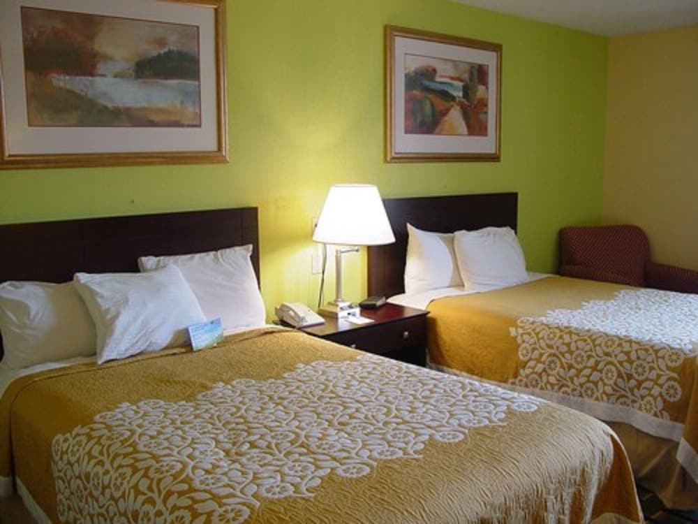 Danville Inn 4/27