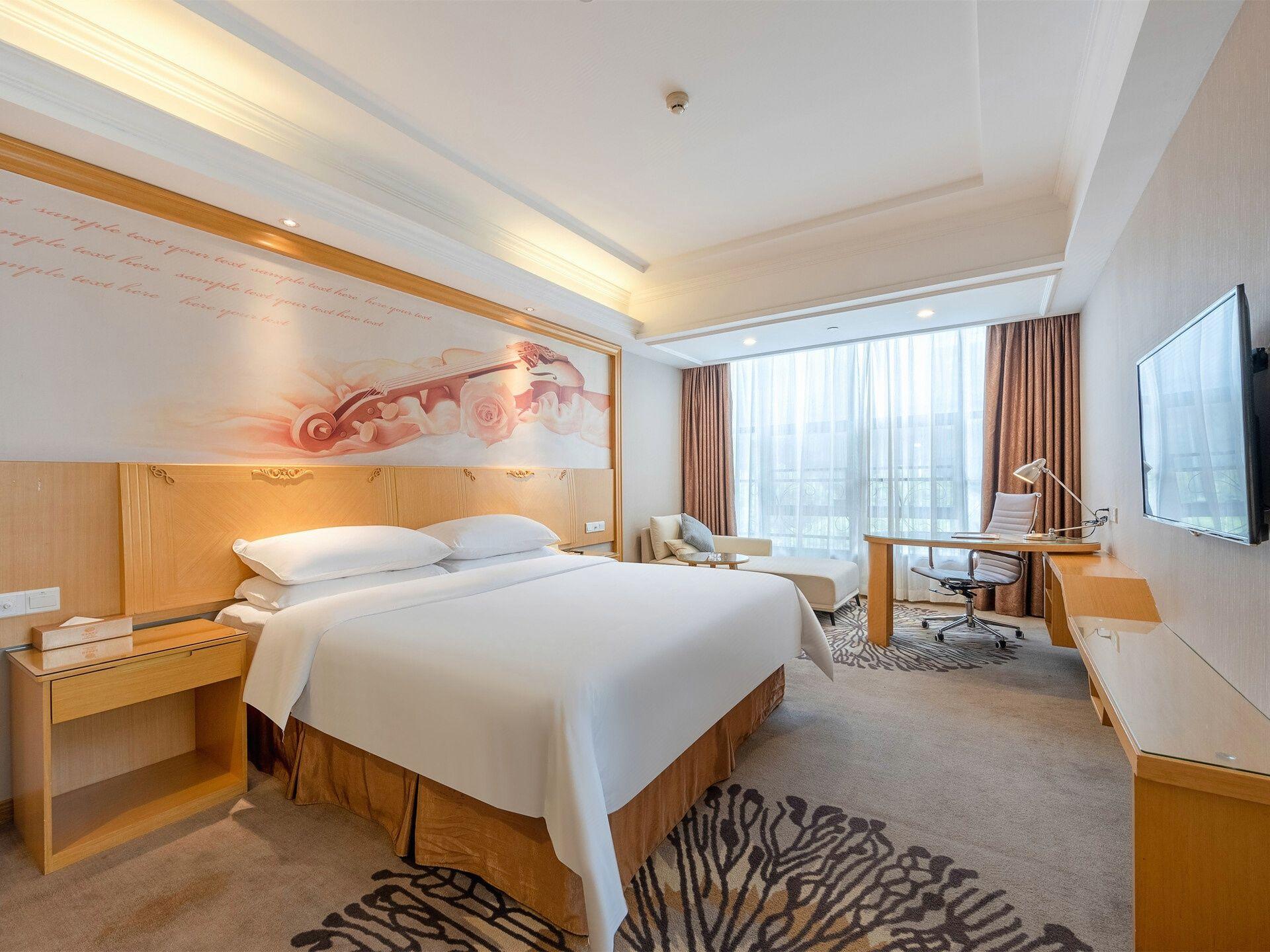 Vienna Hotel(Guangzhou North Railway Station Huaguoshan Subway Station Store) 20/45