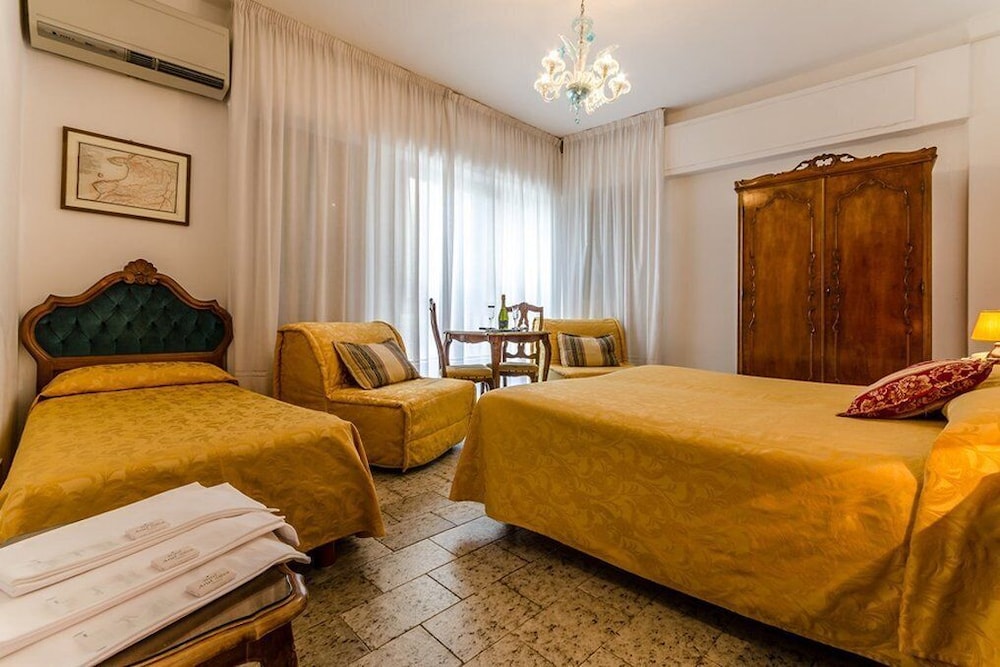 Hotel Ariel Silva 16/40