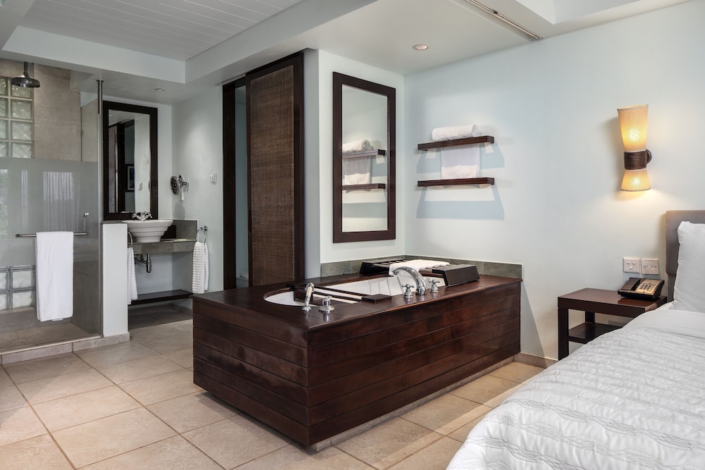 Fishermans Cove Resort 25/71