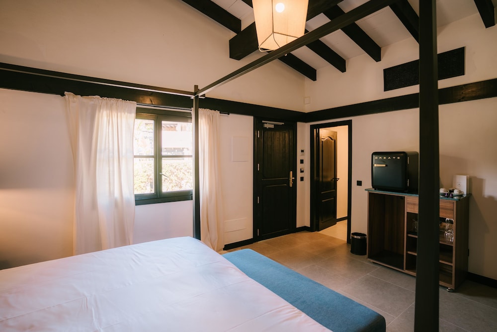 Hotel Son Moli Country House 24/67