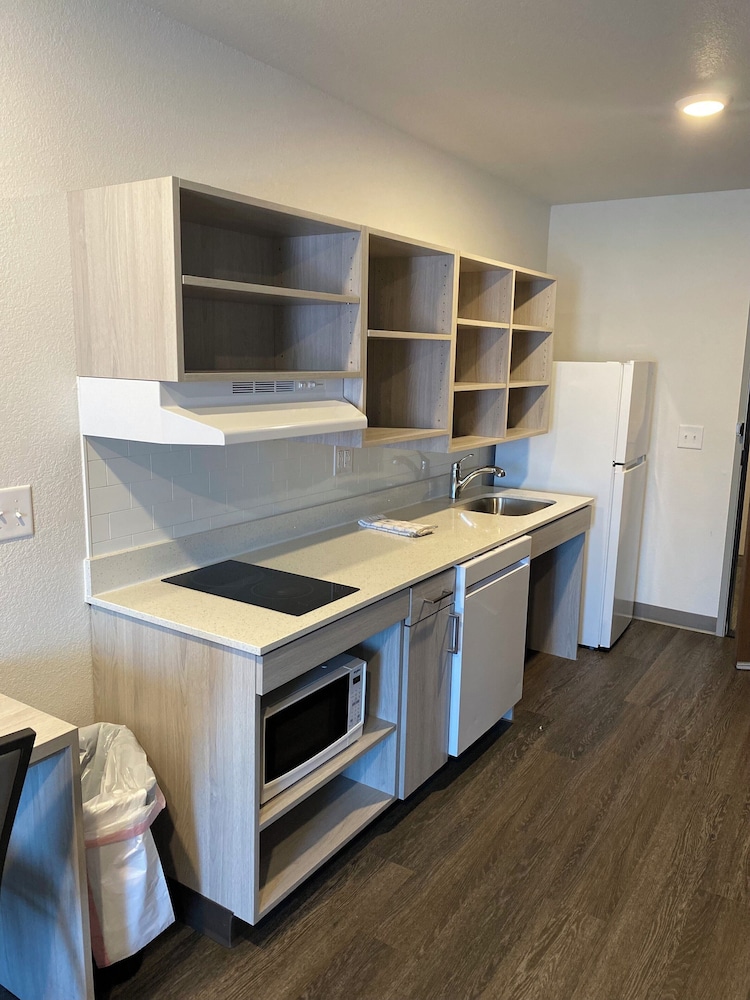 WoodSpring Suites Hermitage - Nashville Airport 2/24