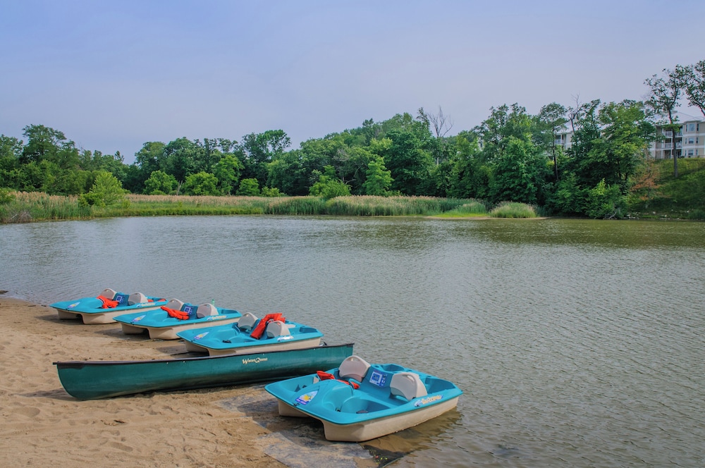 Holiday Inn Club Vacations Fox River Resort at Sheridan 22/47