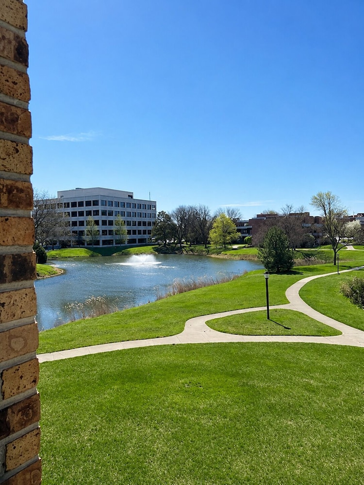 Baymont by Wyndham Schaumburg Chicago Northwest 15/18